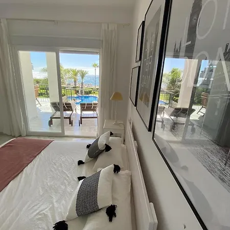 Frontline Apartment La Cala De Mijas